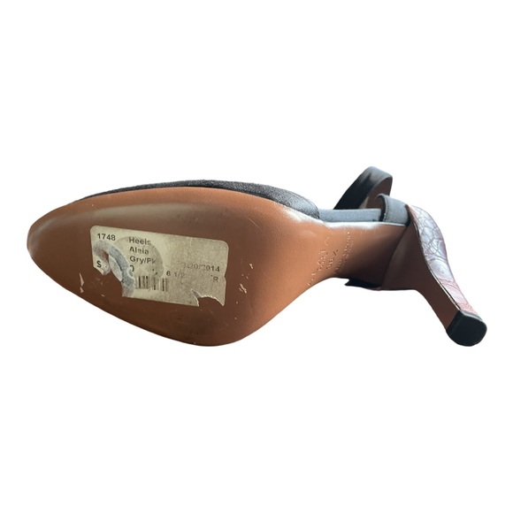 Alaia Grey Satin and Pink Crocodile Ankle Strap Heels. Size 6.5 NWOT NEVER WORN - Picture 8 of 9